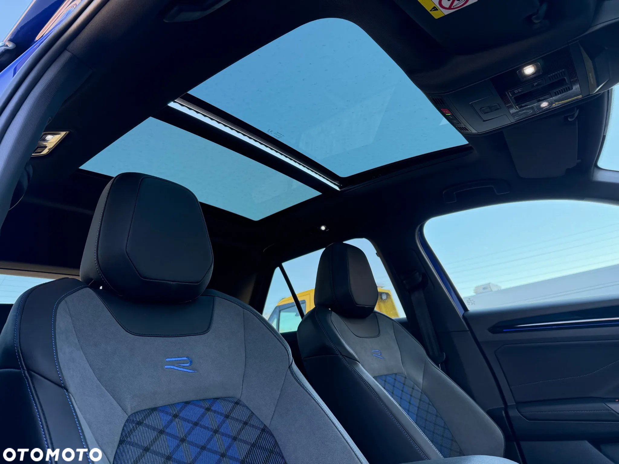 Volkswagen T-Roc 2.0 TSI 4Motion R DSG - 13