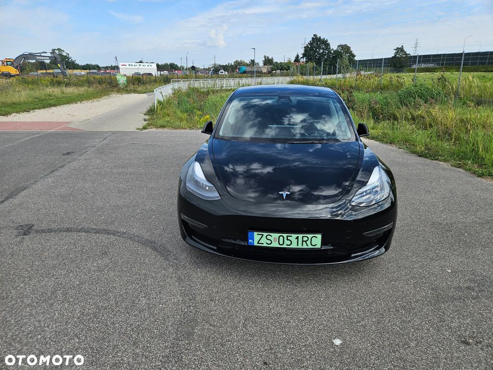 Tesla Model 3 AWD - 8