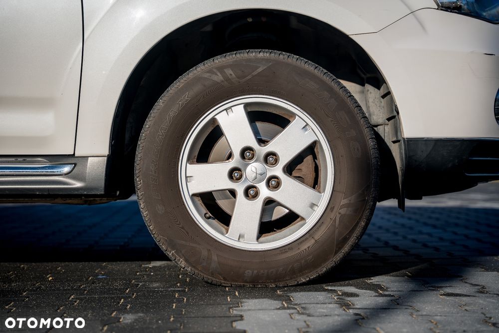 Mitsubishi Outlander - 14