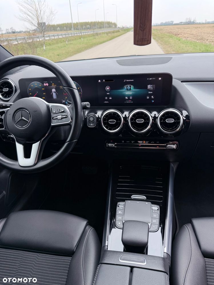 Mercedes-Benz Klasa B 180 7G-DCT - 25