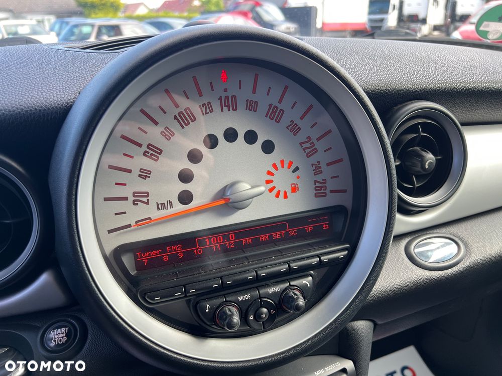 MINI Cooper D Bayswater - 17