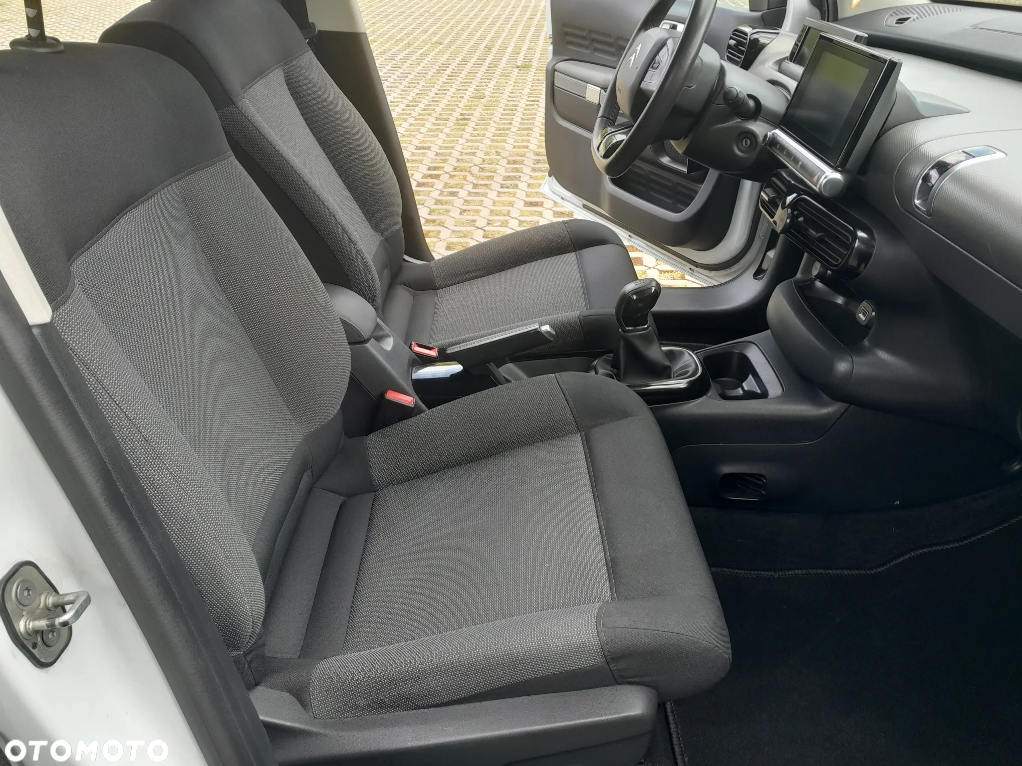 Citroën C4 Cactus 1.2 PureTech Feel Edition S&S - 16