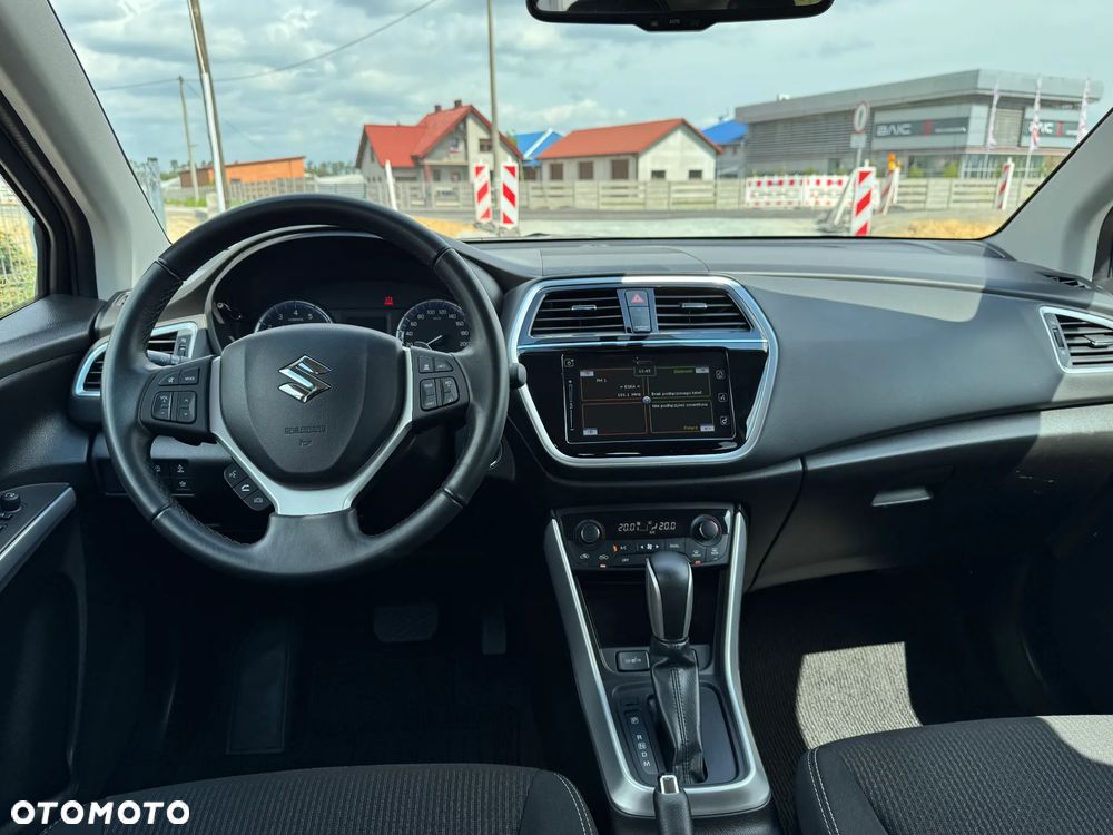 Suzuki SX4 S-Cross 1.4 SHVS Premium - 8