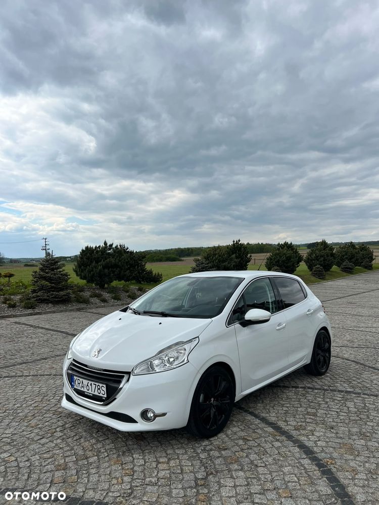 Peugeot 208 1.6 e-HDi Allure STT - 11