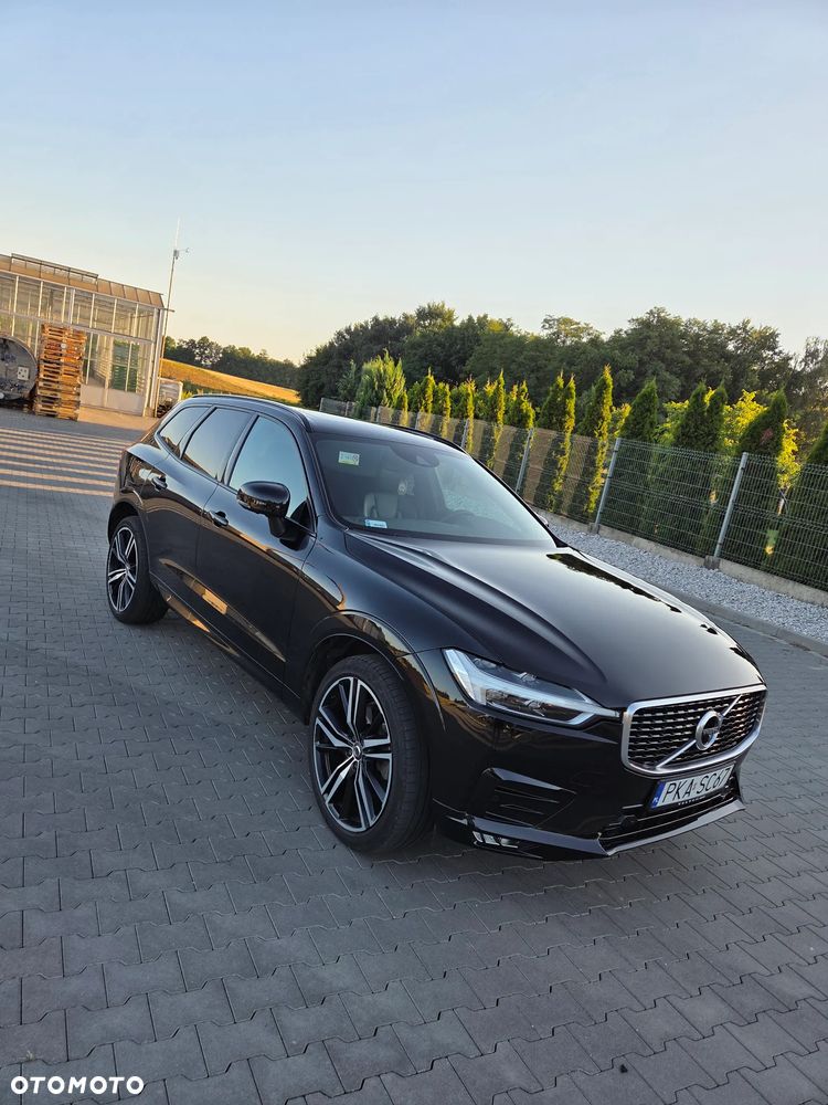Volvo XC 60 B5 D AWD R-Design - 4