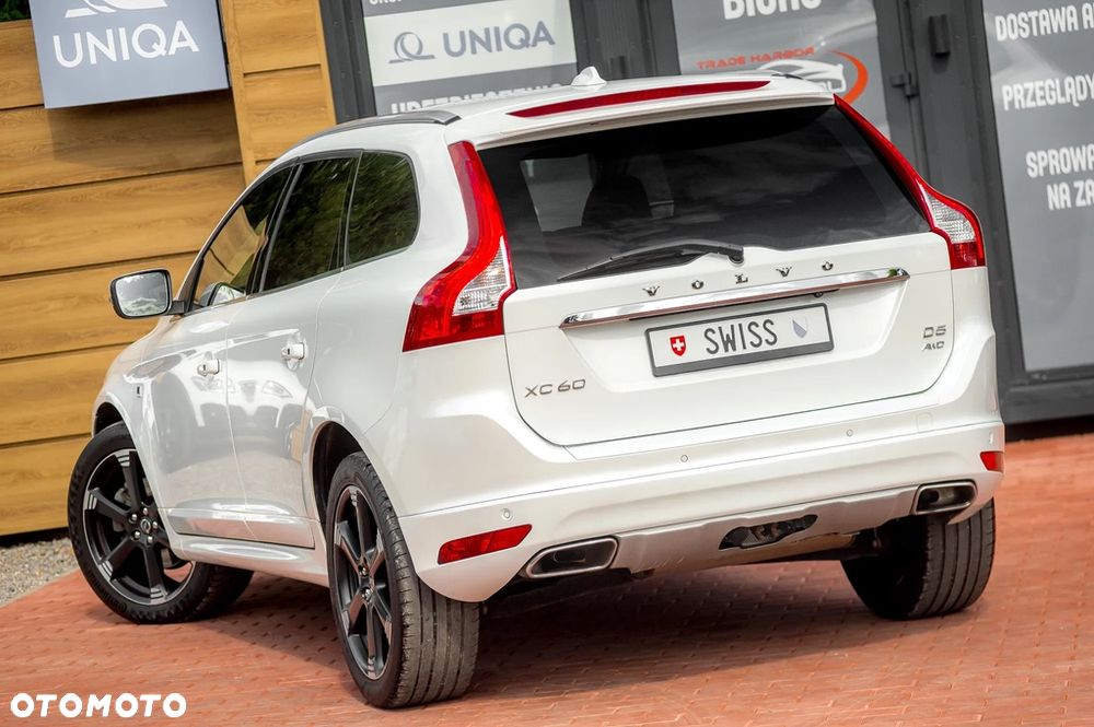 Volvo XC 60 D5 AWD Geartronic Ocean Race - 9