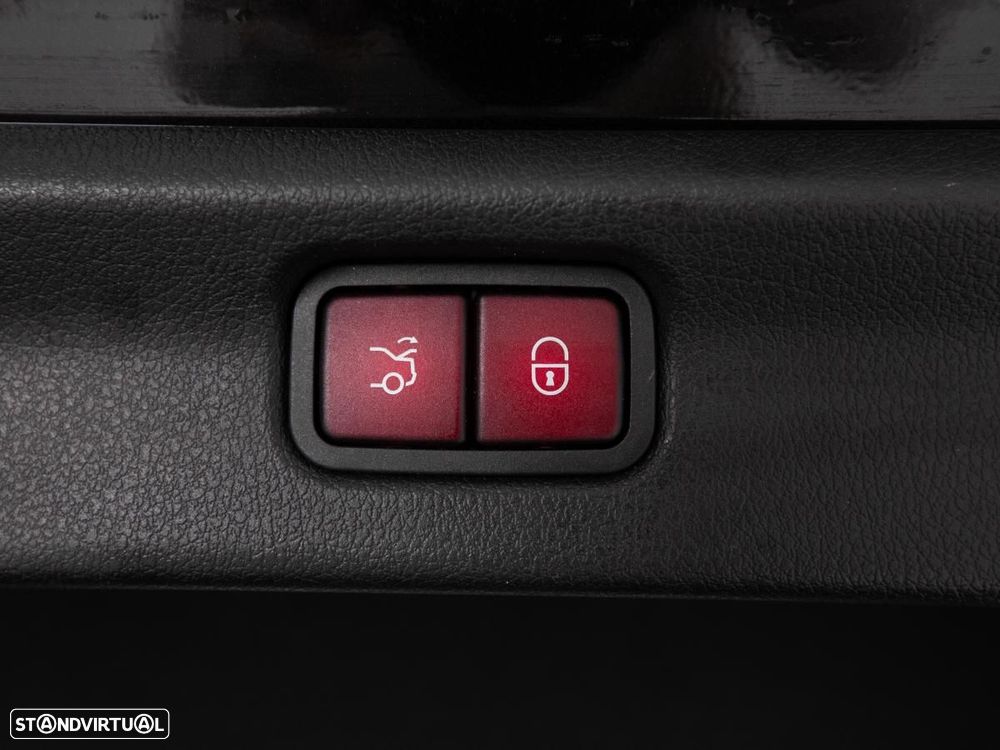 Mercedes-Benz EQE 350 AMG Line - 14