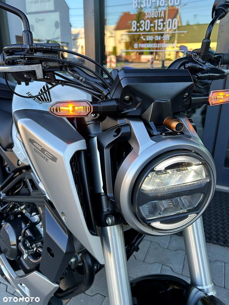Honda CB - 11