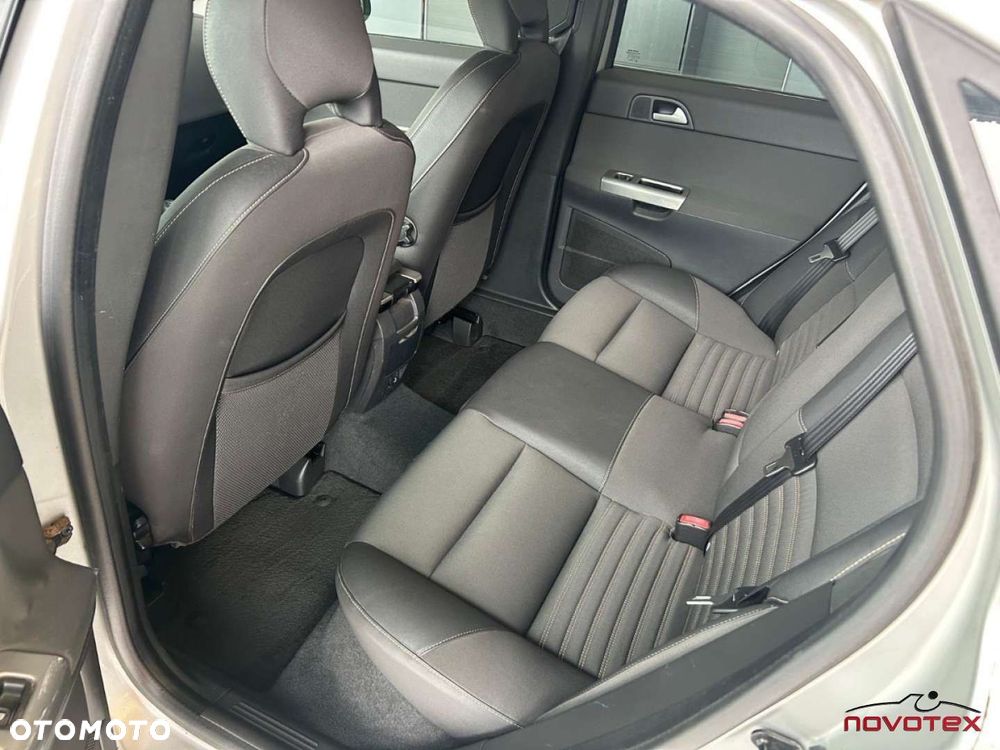 Volvo S40 1.6D Momentum - 19