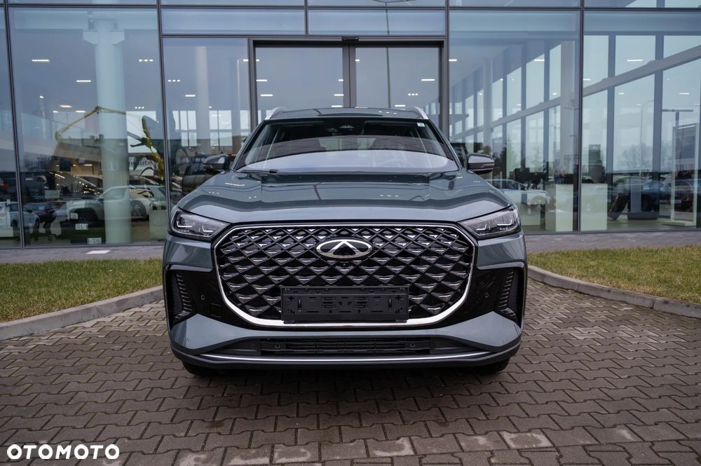 Chery Tiggo 8 1.6 T-GDI Prestige DCT - 2