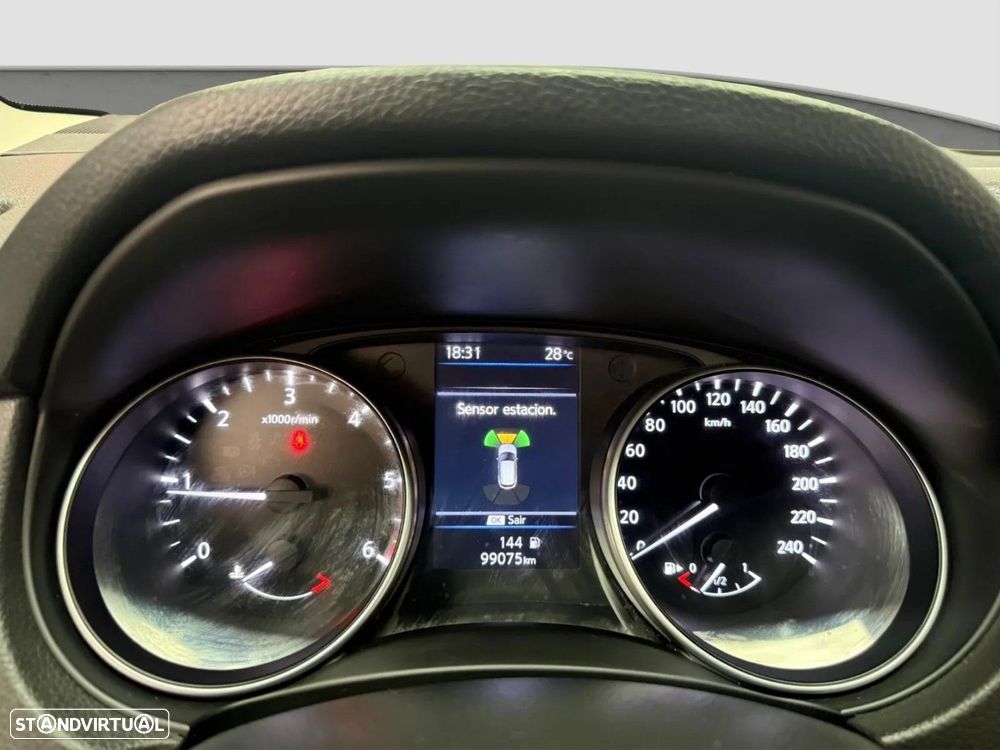 Nissan Qashqai — fotografia 4