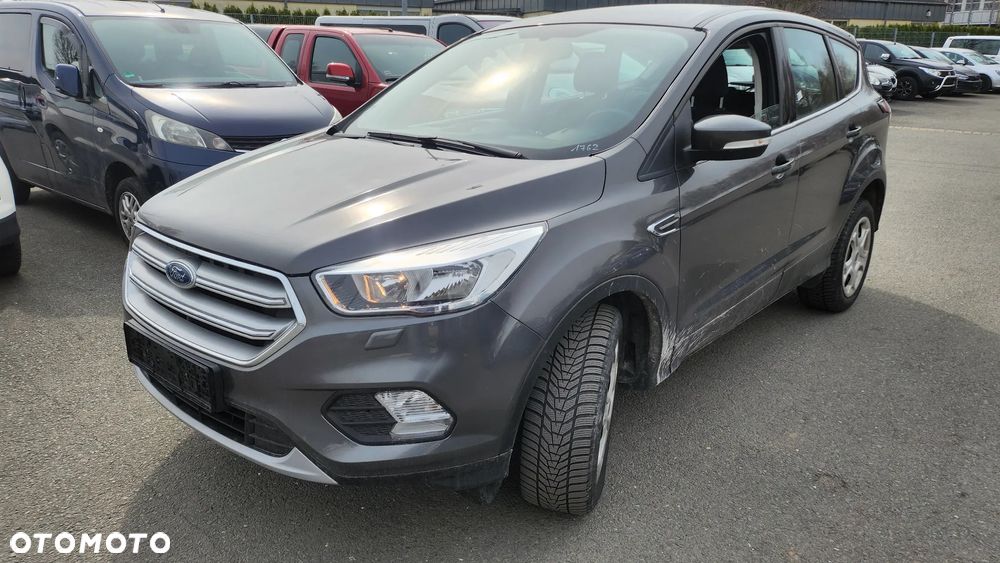 Ford Kuga - 34