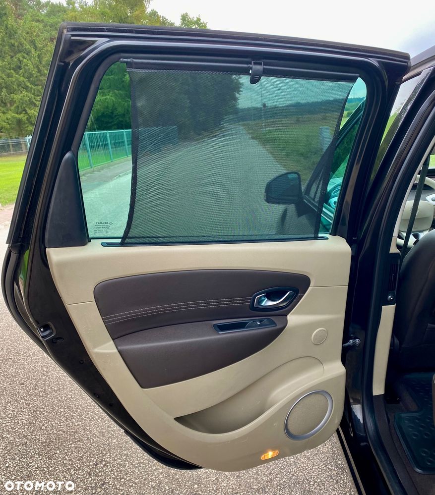 Renault Scenic 1.9 dCi Luxe Privilege - 29