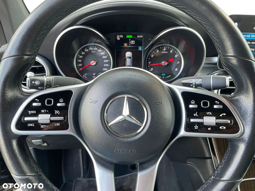 Mercedes-Benz GLC 200 4-Matic - 12
