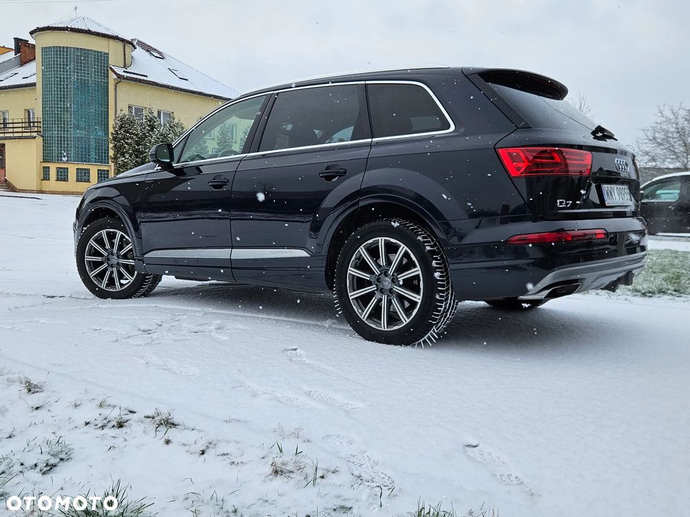 Audi Q7 - 10
