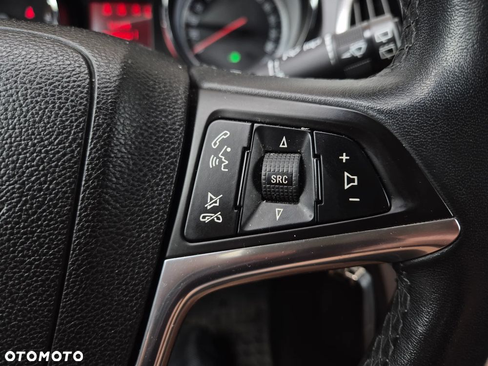 Opel Astra III 1.9 CDTI Cosmo - 15