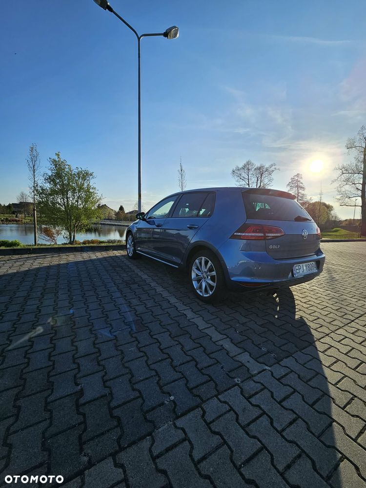 Volkswagen Golf 1.4 TSI BMT Highline DSG - 9