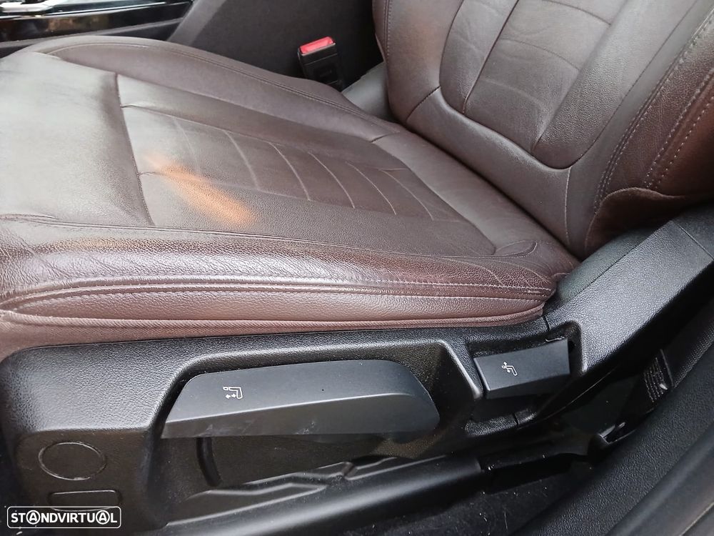 BMW X3 20 d xDrive Line Luxury - 11