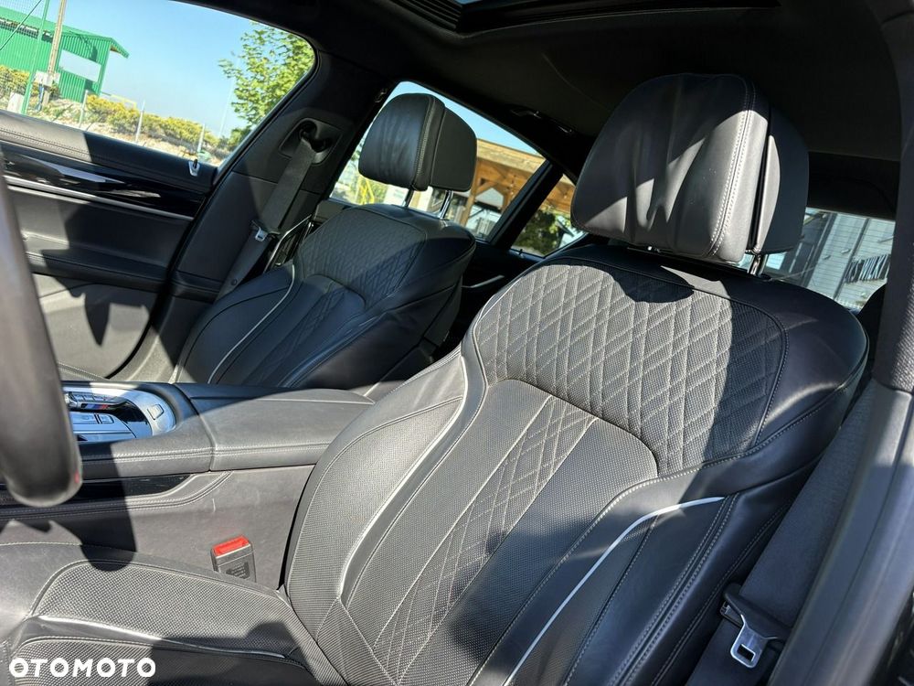 BMW Seria 7 - 24