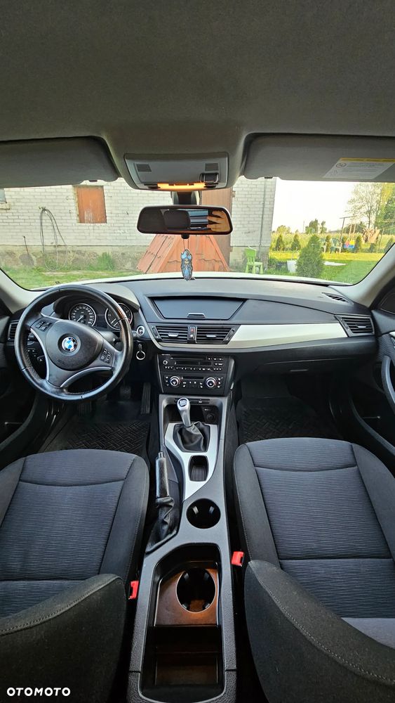 BMW X1 sDrive18d - 9