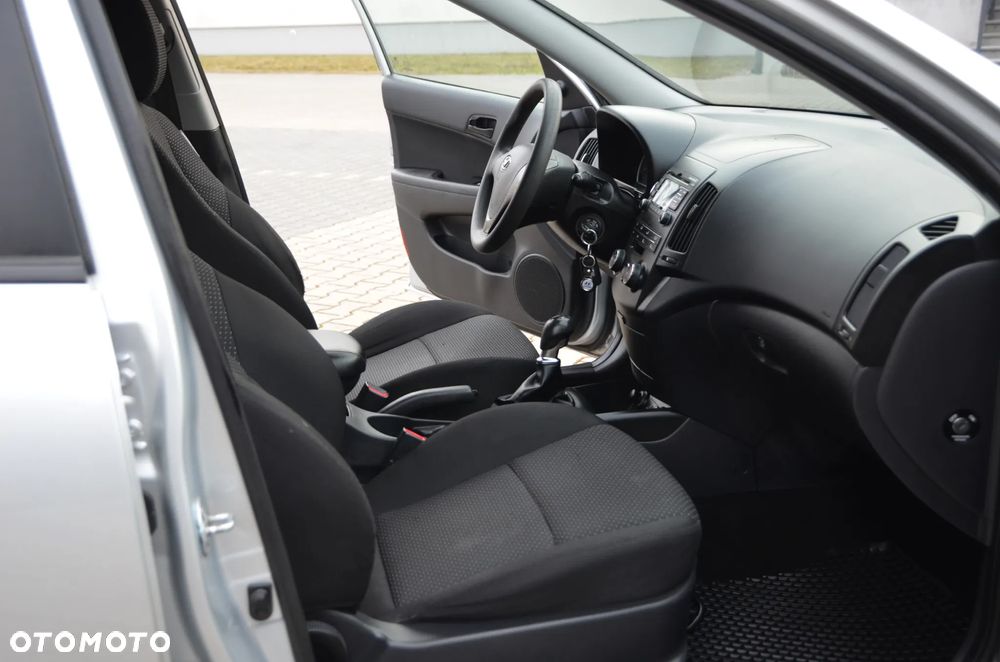 Hyundai i30 1.4 Classic - 21