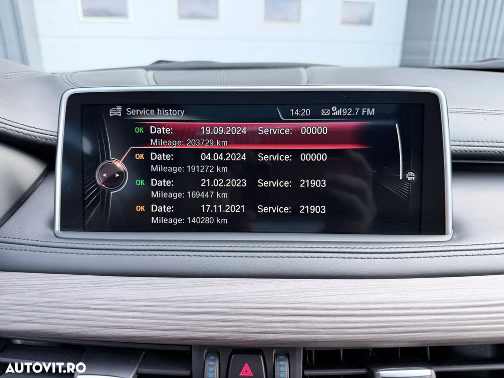 BMW X6 xDrive30d - 23