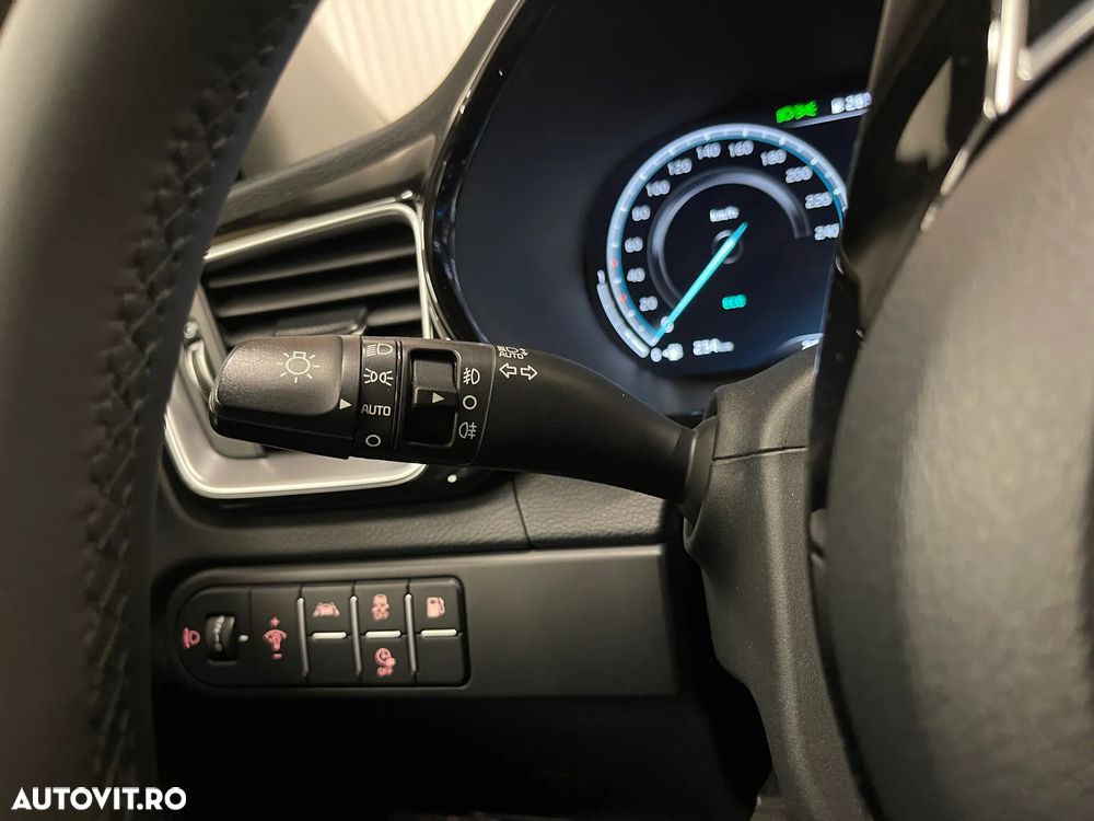 Kia XCeed 1.6 GDI DCT6 OPF Plug-in-Hybrid Inspiration - 23