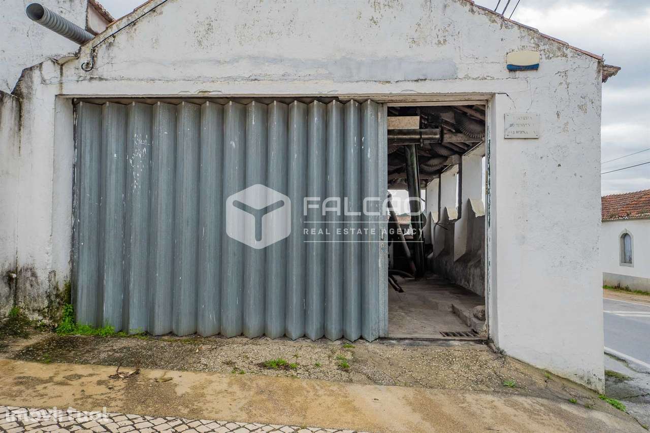 Armazém  Venda em Almoster,Santarém - Grande imagem: 3/31