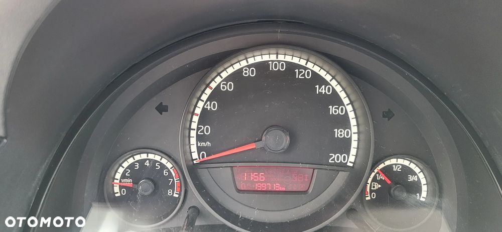 Volkswagen up! 1.0 street - 6