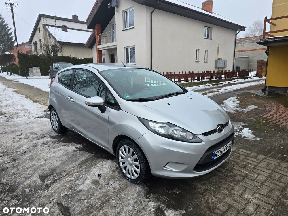 Ford Fiesta - 2
