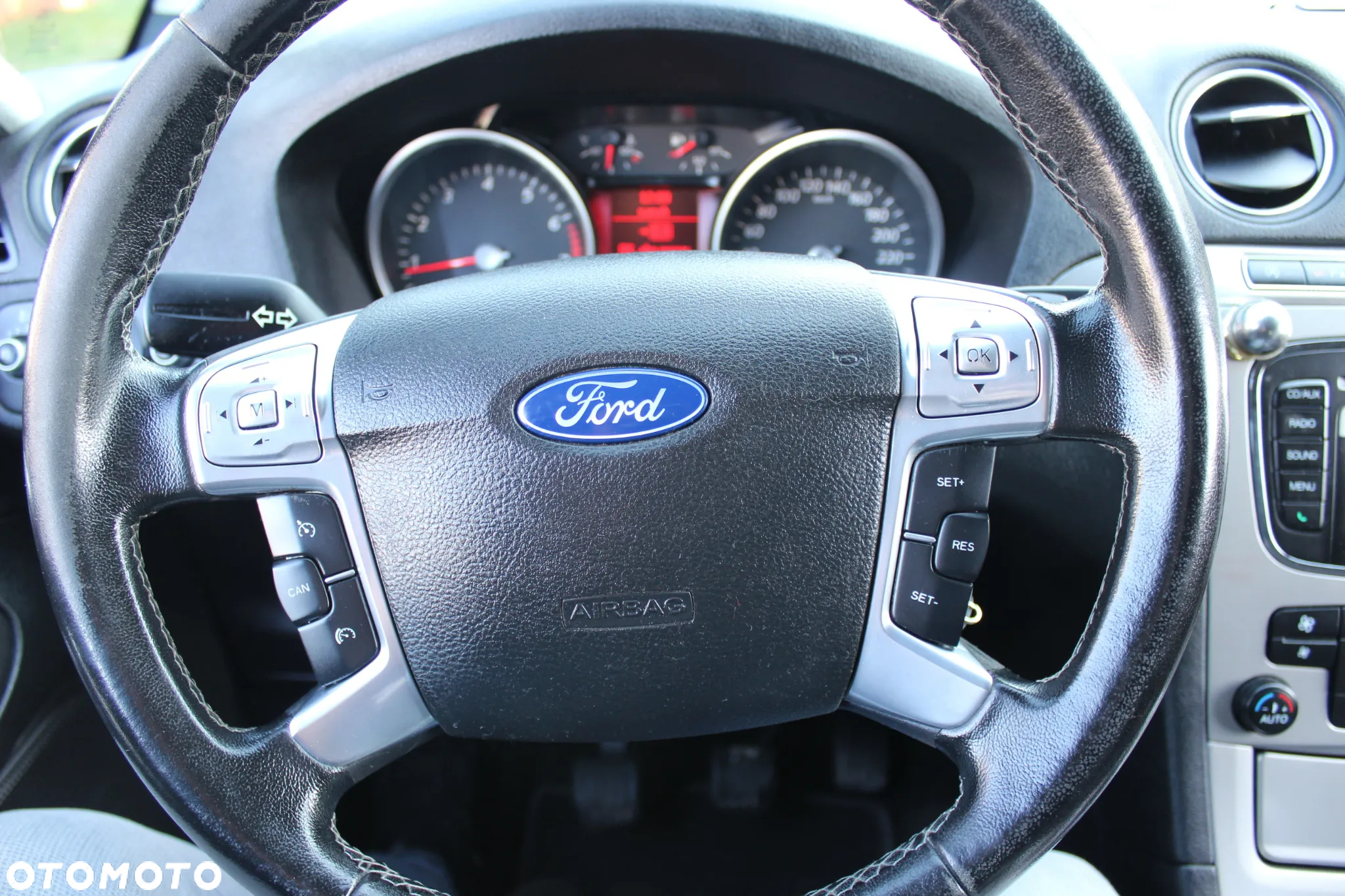 Ford S-Max 1.6 T Titanium - 23