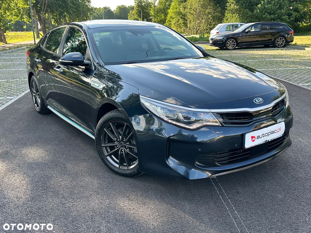 Kia Optima Plug-in Hybrid - 12