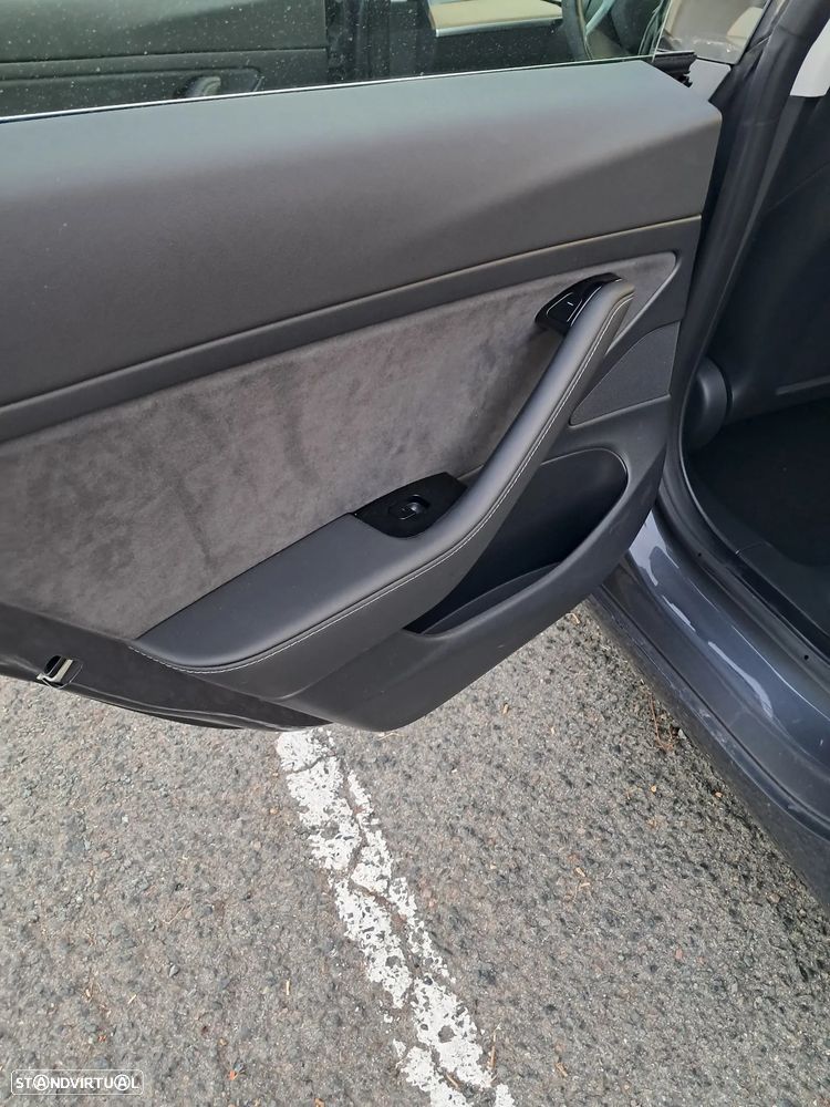 Tesla Model 3 Standard Range Plus RWD - 19