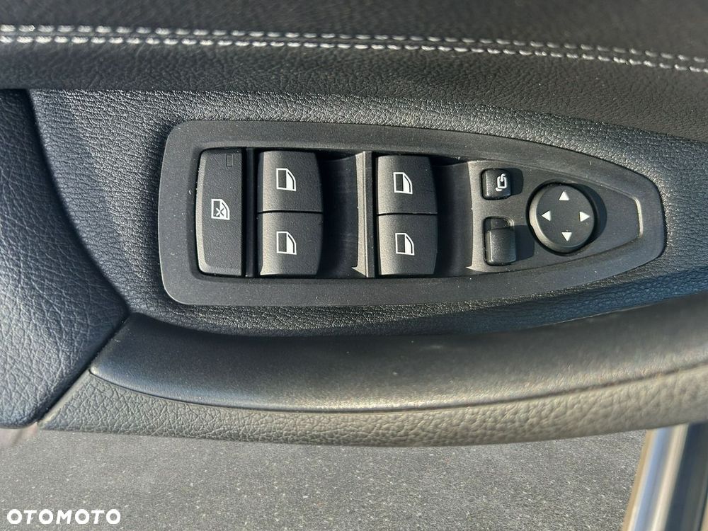 BMW X1 - 11