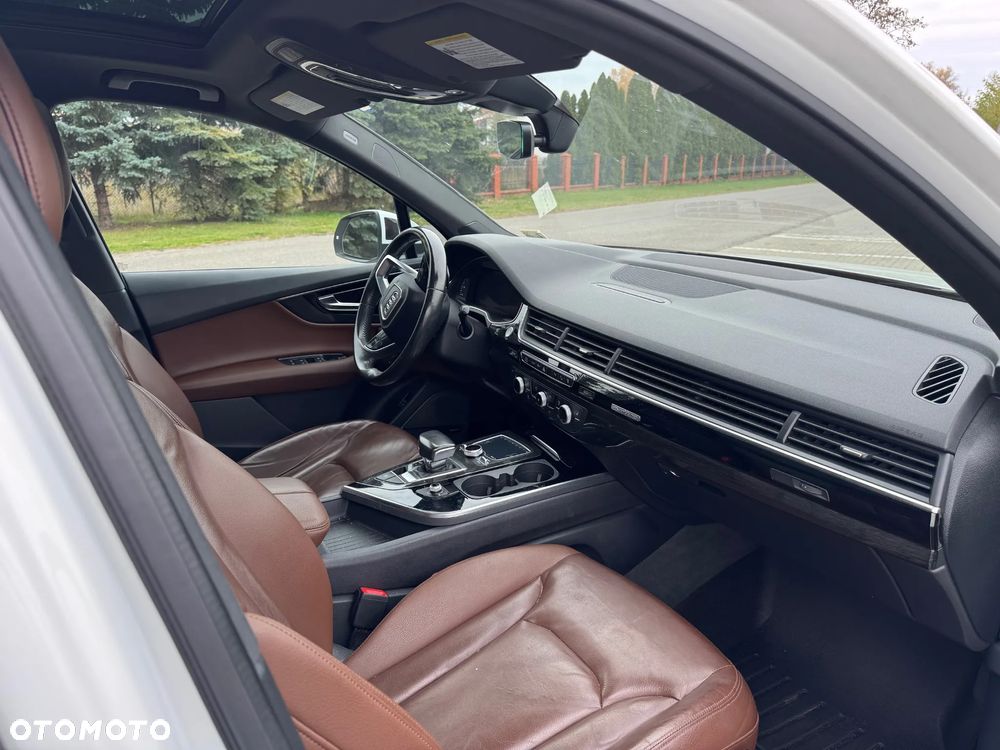Audi Q7 3.0 TFSI Quattro Tiptronic - 8