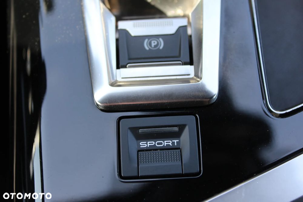 Peugeot 5008 PureTech 180 EAT8 Stop & Start GT - 28