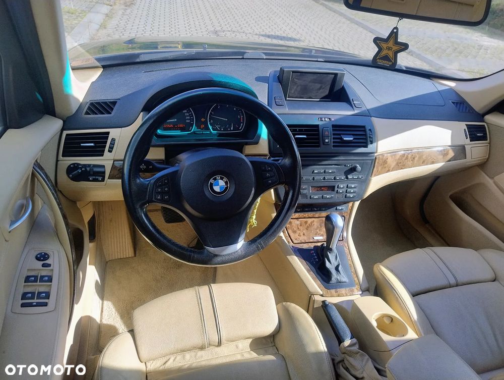 BMW X3 3.0d - 12
