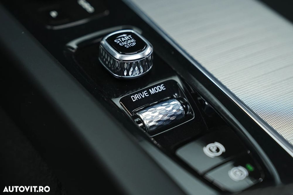 Volvo XC 60 B4 D AWD Geartronic RDesign - 37