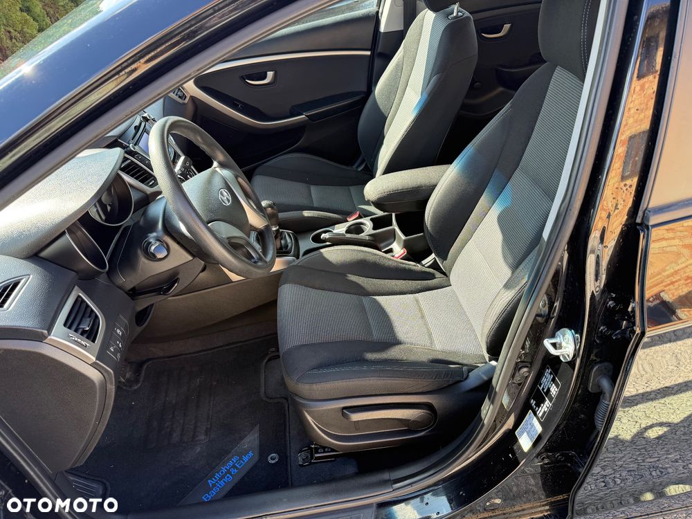 Hyundai i30 1.6 CRDI Trend - 15