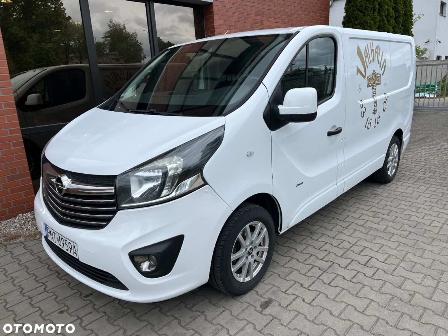 Opel Vivaro - 1