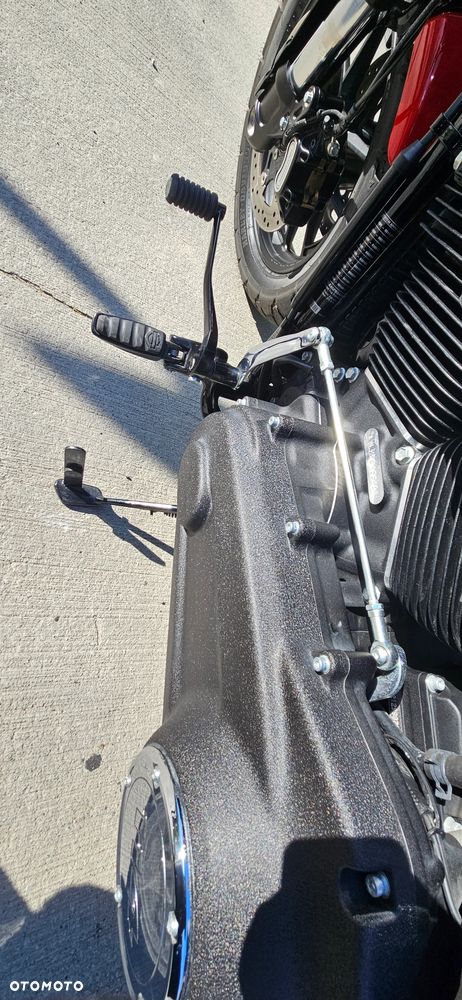 Harley-Davidson Softail Fat Bob - 21