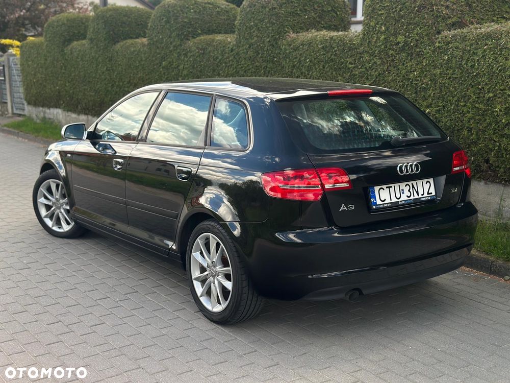 Audi A3 Sportback 1.6 TDI Attraction - 4