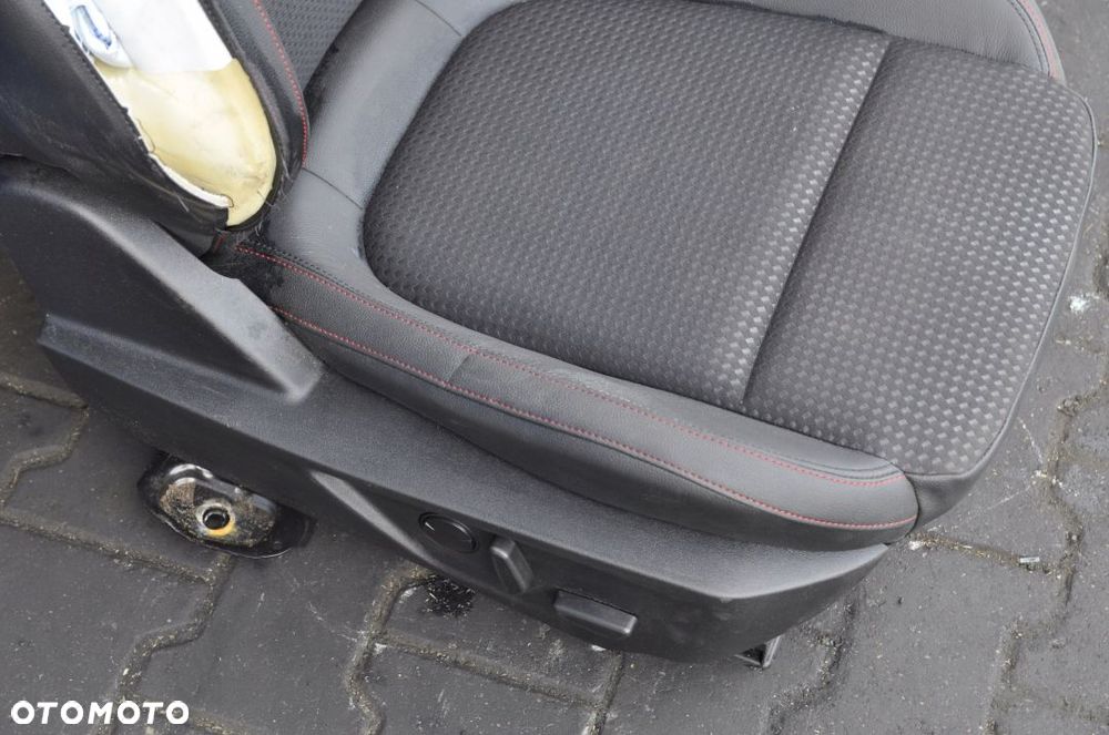 FORD FOCUS MK4 KOMBI ST FOTELE GRZANE PÓŁSKÓRA - 10