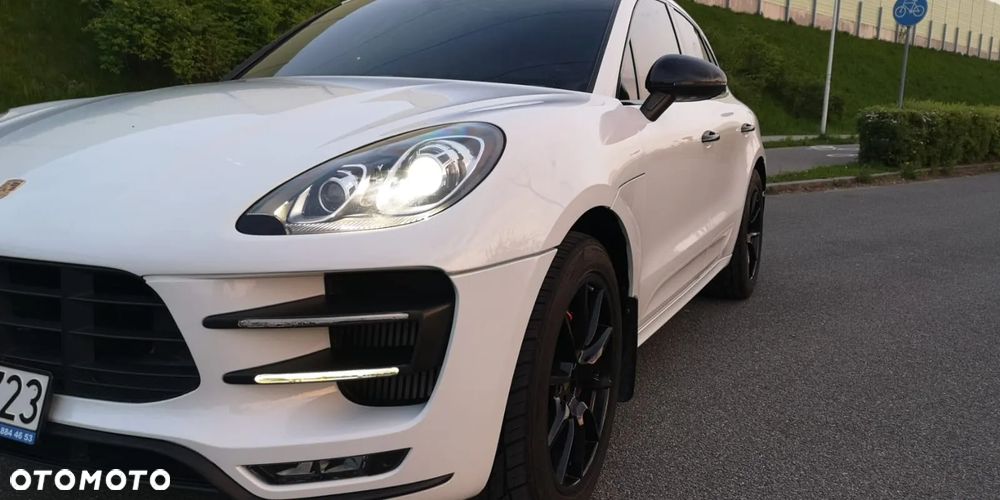 Porsche Macan Turbo PDK - 9