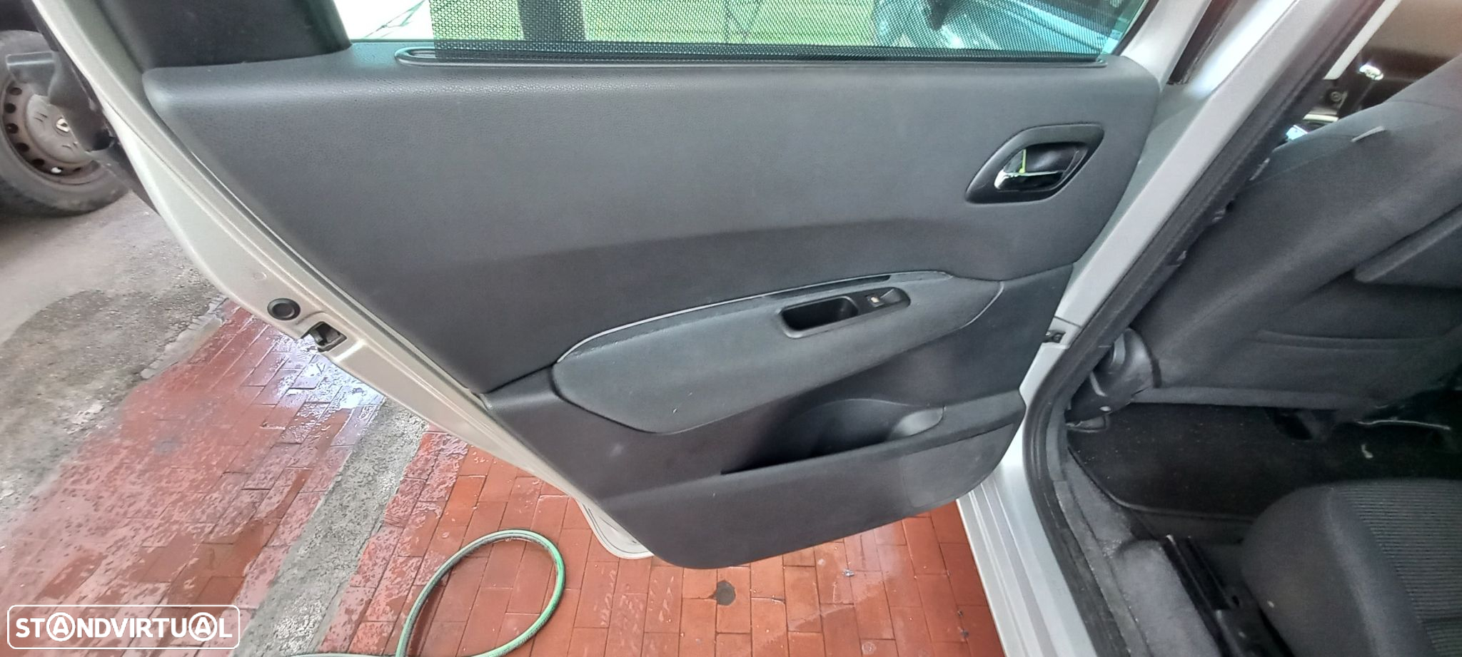 Peugeot 5008 1.6 E-HDi Style 2-Tronic - 14