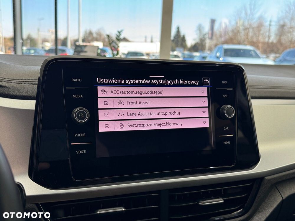 Volkswagen T-Roc 1.5 TSI Life DSG - 32