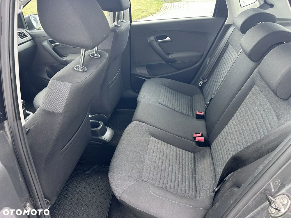 Volkswagen Polo - 11