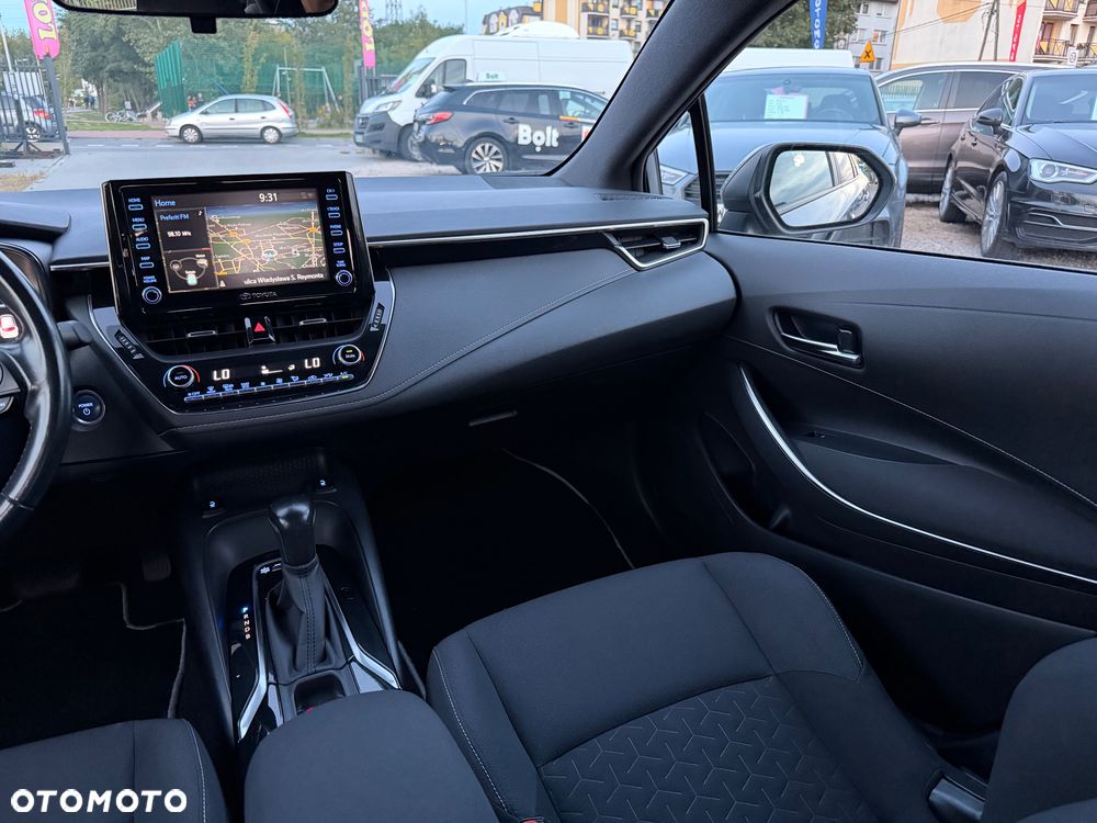 Toyota Corolla 1.8 Hybrid Comfort - 19
