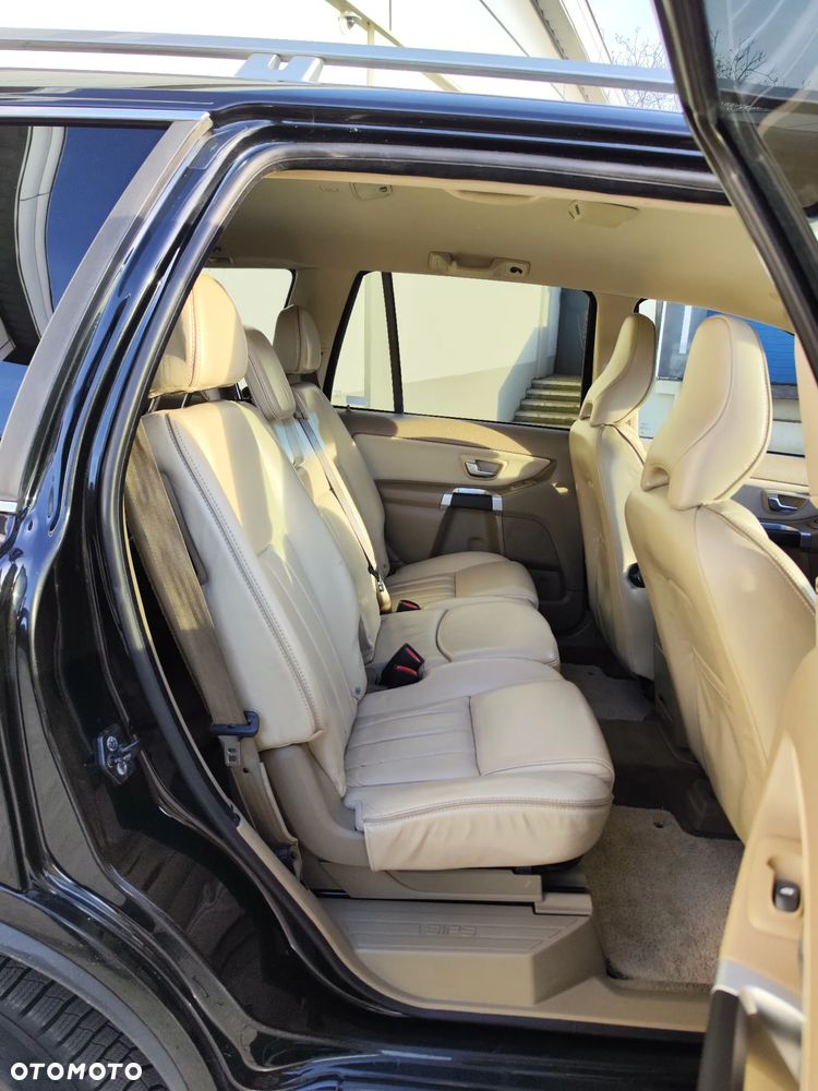 Volvo XC 90 D5 AWD Executive - 7