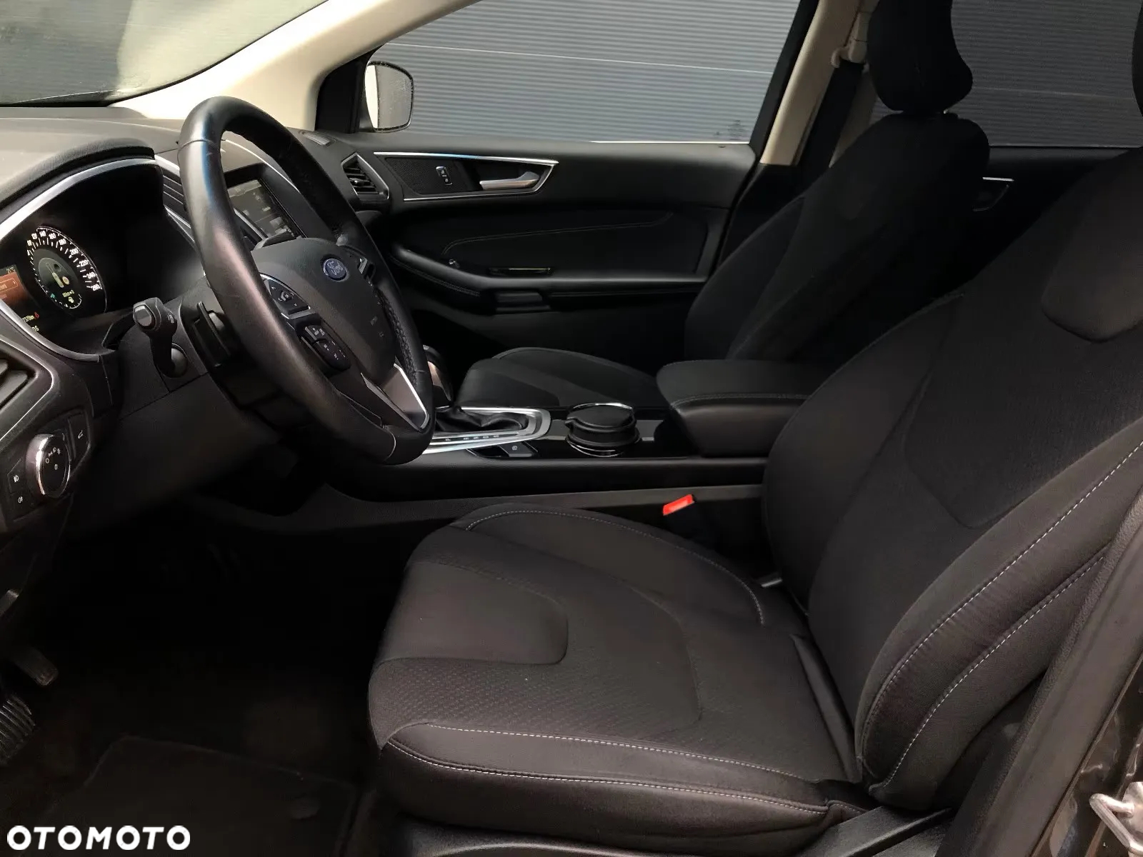 Ford Edge 2.0 TDCi Bi-Turbo 4x4 Titanium - 8